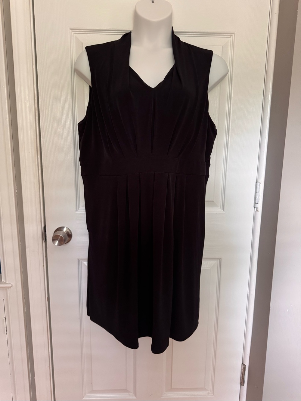 Classic Sleeveless Black Dress - Chicos size 4